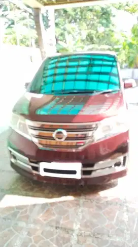 Di jual cepat Nissan Serena Highway Star panoramic AT 2014