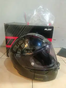 helm Njs zx1r GT