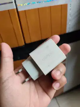 Batok charge ugreen 20 watt