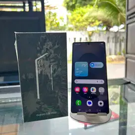 Samsung Galaxy S25 Ultra Ram 2/512Gb Lengkap Mulus