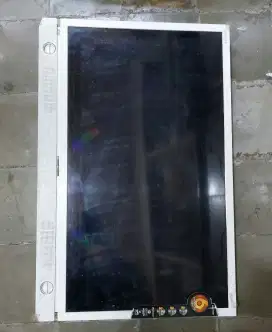 PANEL LED POLYTRON PLD 32D905W (ory)