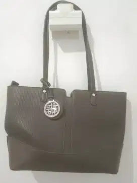 Tas hush puppies original