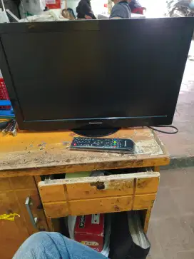 Led changhong 22C1000 analog