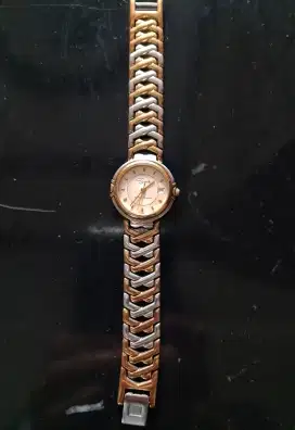Jam tangan Guy Laroche