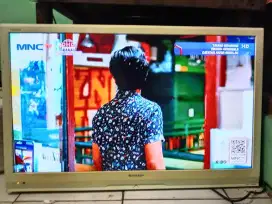 TV Sharp 32inc minus remote gak ada
