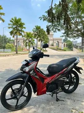 Honda Supra X 125 Fi Injeksi Helm in