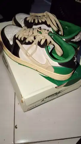 SEPATU AIR JORDAN