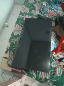 Jual smart TV merek changhong 40 inc lengkap mulus