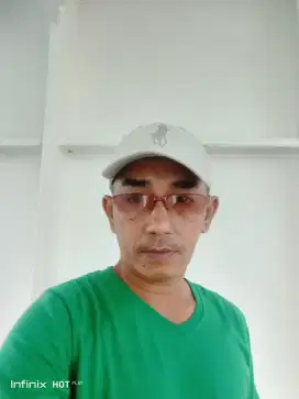 Cari kerjaan Antar barang,Supir pribadi jg bisa