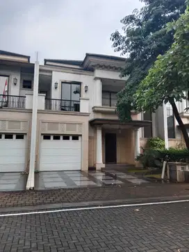 Dijual Rumah Cluster Jadeite De Park BSD Ada Kolam Renang