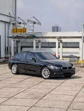 RECORD RESMI KM 46 RIBU! BMW 310i F30 SPORT LCI 2015 / 2016 320 I