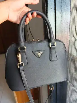 tas wanita Praloved