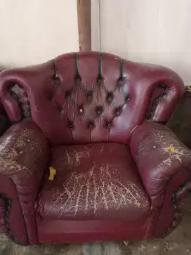 Sofa bekas penakaain pribadi