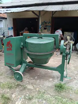 Jual Mesin Molen Beton Merk Hercules Siap Kerja