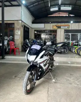 Kawasaki New Ninja RR 150 2015