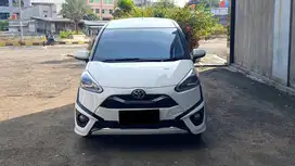 Toyota Sienta 1.5 Q CVT AT Putih Facelift 2021 Like New Low Km Record