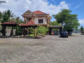 RUMAH MEWAH TANAH BESAR DI PURWOREJO JATENG