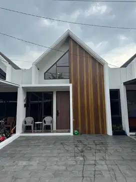 DISEWAKAN BRAND NEW !! FULL FURNISH
