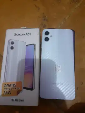 Samsung a05 4/64