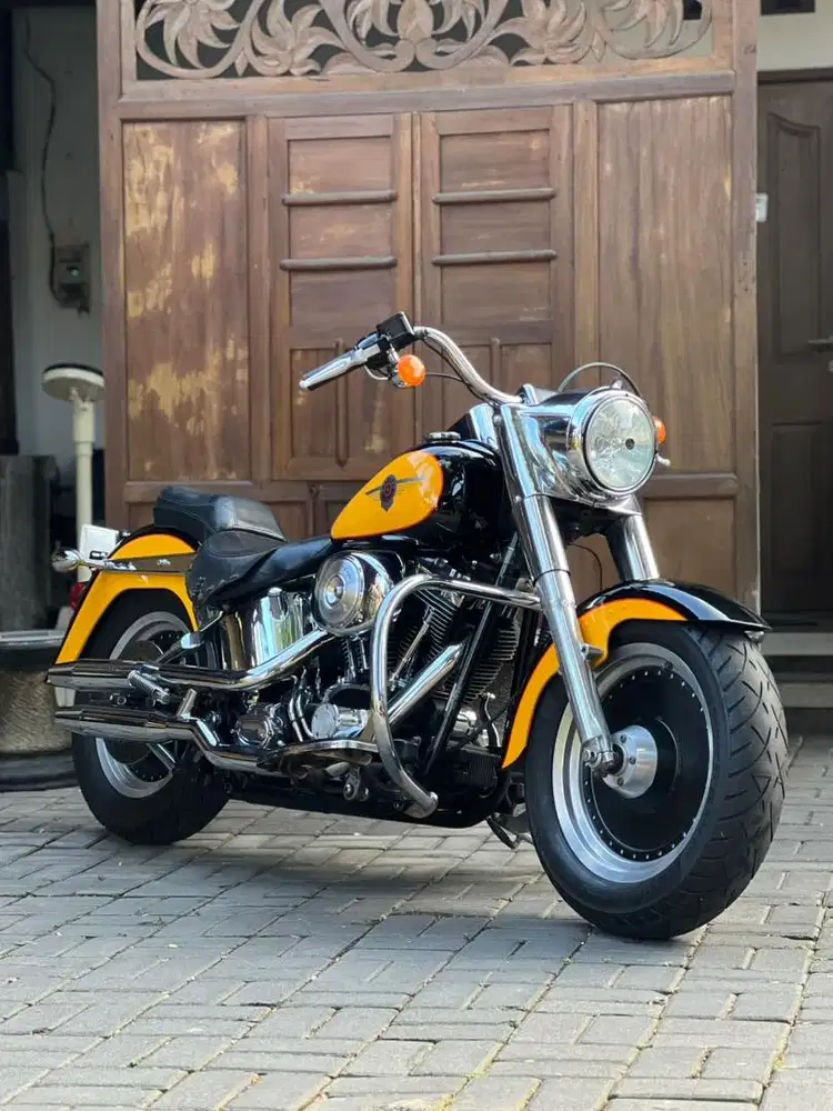 Harley Davidson FLSTF Fat Boy 2000 Carburetor