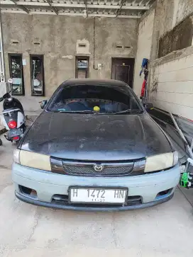 Mazda Familia Tahun 1999