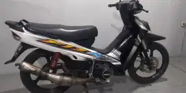 Yamaha fizr 2004 mulus kotamadya