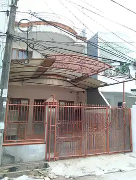 Rumah 3 lantai semi furnished dijual Sunter Jakarta Utara