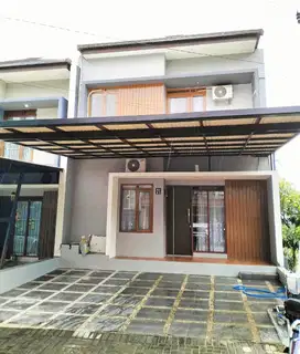 Sewain Bulanan Rumah 4 Kamar Villa Ubud Village Sariwangi Bandung