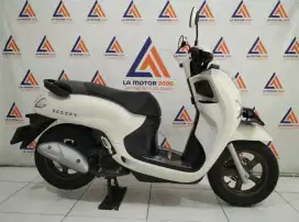 *Honda Scoopy prastige 2025 (TT/cash/krediti)