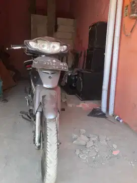 Suzuki Shogun 125