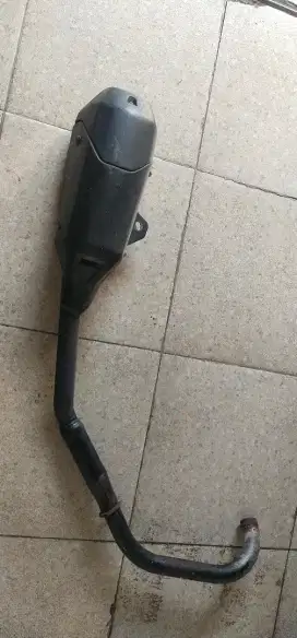 Knalpot brong, suara ngebas