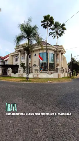 Rumah Klasik Modern di Araya Boulevard Malang
