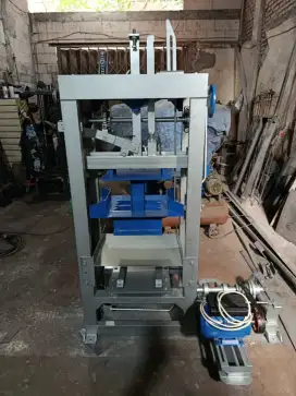 Mesin press Batako