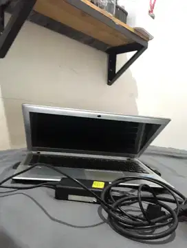 Laptop acer aspire silver