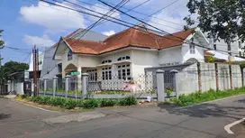 Disewa rumah daerah Bengawan Solo posisi hook Malang