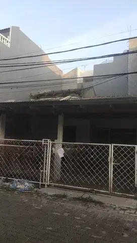 Dijual Rumah Tua hitung tanah saja