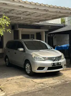 (Cash) Grand Livina SV AT 2015