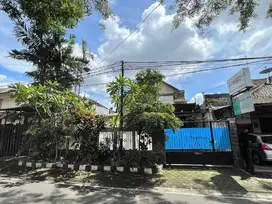 Rumah Komersial Di Pusat Kota Malang Bagus Luas Cocok Untuk Usaha