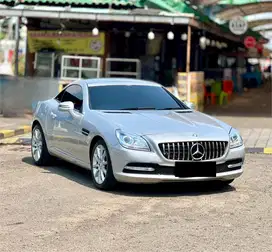 Mercedes Benz SLK200 Nik 2012 Low KM Like New Garansi