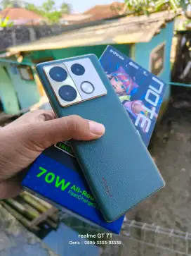 Infinix note 40 pro layar edge mewah