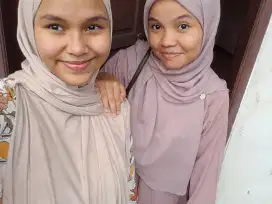 Pembawa Acara (Host)