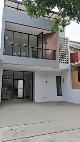 Rumah Baru 2 Menit ke Pintu Tol dan Bintaro Loop
