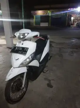 Mio j 2012 karbu