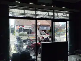 Di butuhkan tukang Almunium kaca yang pengalaman