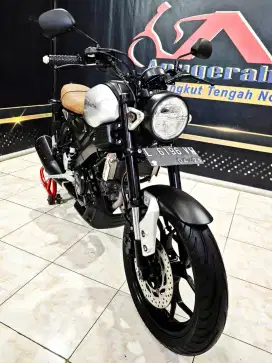 XSR 155 silver mate 2021 km 25rb retro modern. Anugerah motor rungkut