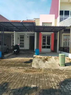 RUMAH GRAHA PADMA SEMARANG