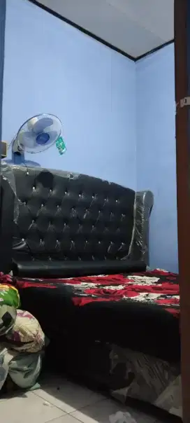 Divan Kasur Jaguar Tebal Permata 
Size Queen 160×200
Fullset Divan Nya