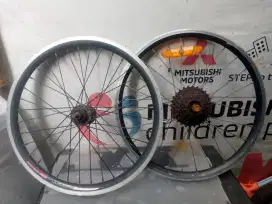 SpasangPelk.velg sepeda 20in msh normal.siap pakai.di Jakarta Selatan