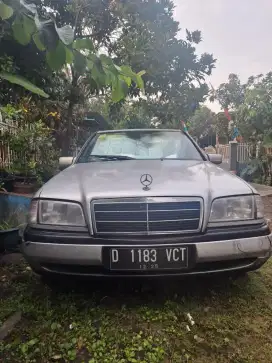 Mercy C180 thn 94
KM 165.000
Bensin