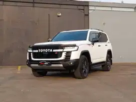 Toyota Land Cruiser 300  LC300 LC 300 GR-Sport 2024 nik 2024 Full Ori